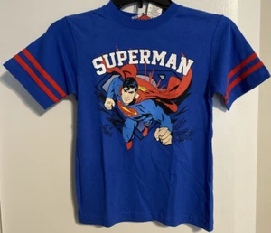 Boys Superman Blue T-Shirt Size L(7) Graphic Front Short Sleeves Cotton Soft NWT - Picture 1 of 9