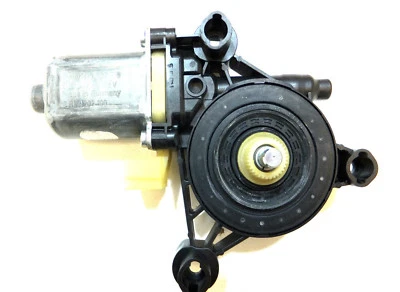 Audi A3 8V VW Golf 7 VII Fensterhebermotor  vorne links 5Q0959802B  - Bild 1 von 2