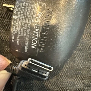 Adaptador de CA para cámara digital Samsung TAD437JBE TAVEL - Imagen 1 de 5