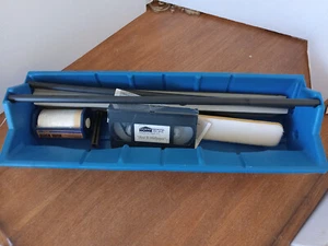 NEW HOME RIGHT WALLPAPER HANGING KIT W/ VIDEO & INSTRUCTIONS - Picture 1 of 7