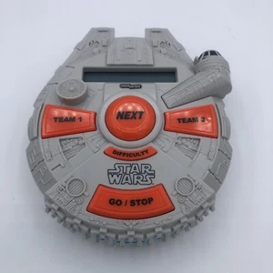 Juego electrónico portátil Star Wars Catch Phrase Hasbro 2015 Works Falcon - Imagen 1 de 7