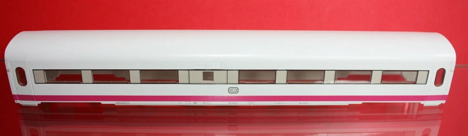 Märklin 25430 Gehäuse Zwischenwagen für ICE Exp BR 810 002-6 4171 3371 3671 8371 - Bild 1 von 1