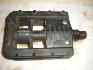 SR Suntour Folding Bike Pedal left side Single Plastic Vintage Mountain - Picture 1 of 1