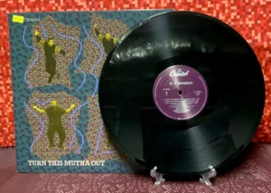 1988 MC Hammer “ Turn This Mutha Out” Capitol V-15437 12” Single 45 RPM (NM/EX) - Picture 1 of 11