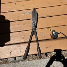 VINTAGE WISS NO. 9 HEDGE CLIPPERS 9" BLADE CAST IRON GARDEN SHEARS