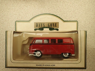 Lledo Days Gone DG86002 1955 VW Camper Red/Black MIB Undisplayed - Image 1 of 4