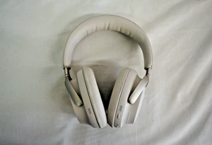 Bose QuietComfort Ultra Over-Ear Headphones - Picture 1 of 4