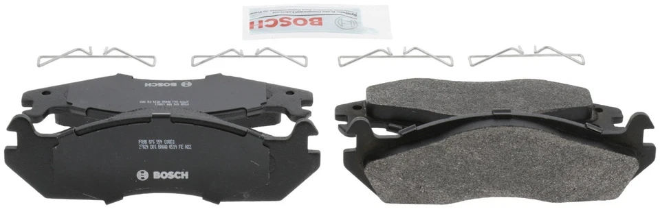 Juego de pastillas de freno de disco delanteras Bosch BP203 para Jeep Cherokee Wagoneer Comanche 82-92 Foto 1 de 4