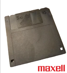 30x lot of Maxell 3,5" inch 1.44MB Floppy - Formatted and working - Photo 1/4