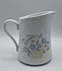 Corning Creamer Blue Floral Basket Cottagecore 81-TY 12 oz. Vintage - Picture 1 of 7