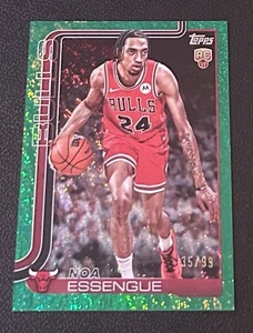 Holograma verde novato Topps Noa Essengue 2025-26/99 Chicago Bulls RC #212 - Imagen 1 de 2