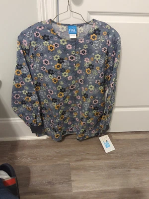 BRAND NEW H. Q.  4700C  V-Neck Women’s SCRUB TOP - LARGE - Dot’s Wonderful - Image 1 of 4