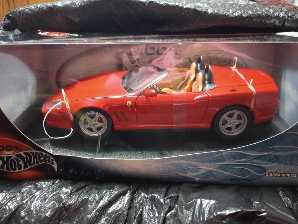 Hot Wheels 100% 1:18 Scale Red 550 Barchetta Pininfarina Vehicle Mattel 2000 - Image 1 of 4