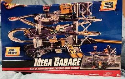 MATTEL HOT WHEELS CITY MEGA GARAGE V3260 PLAYSET MATTEL  - Image 1 of 4