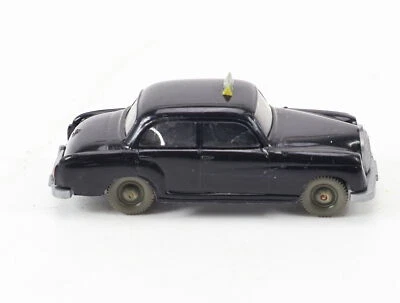 Wiking H0 373/2 Modellauto Taxi Mercedes 180 schwarz 1:87  - Bild 1 von 3