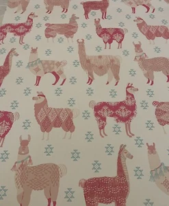 Papel pintado rosa Laura Ashley Kids Llamas mismos números de lote 😊 - Imagen 1 de 9