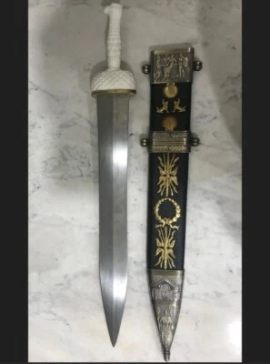 Oficiales Legionarios Romanos Cabeza de Águila Gladius Espada Vaina Legado Tribuna Cónsul Foto 1 de 4