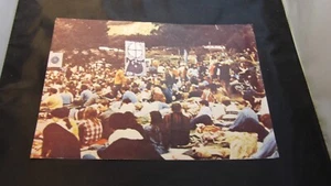 Tarjeta de vestíbulo promocional de conciertos al aire libre desconocidos de la década de 1970 - Imagen 1 de 2