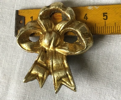 Ancien NOEUD CACHE CLOU Piton en bronze Louis XVI - Photo 1/4