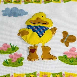 Munchkin Thermal Blanket Lovey Teether White Waffle Weave Yellow Duck 13” Flower - Picture 1 of 10