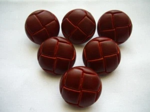 CHESTNUT BROWN LEATHER EFFECT FOOTBALL STYL E 20 mm BUTTONS x 6  FREE P&P - Picture 1 of 3