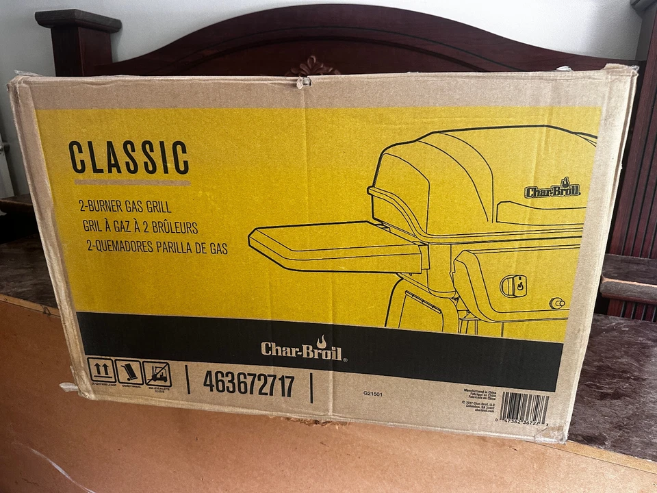 Parrilla de gas Char-Broil Classic 280 con 20.000 BTU y quemador lateral para amantes de la barbacoa Foto 1 de 1