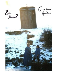 Doctor Who Autograph: GRAEME HARPER & ERIC SAWARD (Revelation) Signed Photo - Imagen 1 de 1