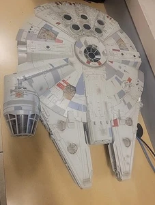 Star Wars Millennium Falcon 2008 Legacy Collection Luces Sonido Trabajo Incompleto - Imagen 1 de 3