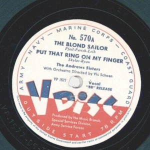 The Andrew Sisters / Spike Jones and his City Slickers - The Blond Sailor, Put t - Bild 1 von 4