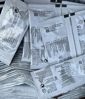 Electrodos de ECG de monitoreo de punto rojo 3M 2660-3 reposicionables 3 unidades cada uno = lote de 60 Foto 1 de 3