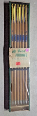 1 DOCENA Flechas de Madera Vintage FRED Bear 1062F 11/32 F PUNTO 31" NOS ARCO RECURVO Foto 1 de 4