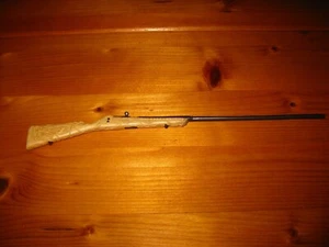 PERFECT METAL TOY MINIATURE HUNTING SORIANO XIX RIFLE CARBINE - Picture 1 of 4