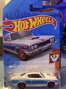 Hot Wheels Race Racing Car White AMC Rebel Machine Muscle Mania 5/10 219/250 - Picture 1 of 2