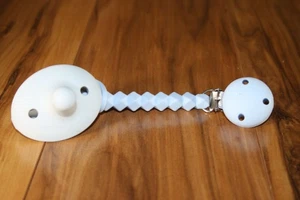 New Strap Silicone pacifier strap and Clip (auction for ONE (1)) - Picture 1 of 7