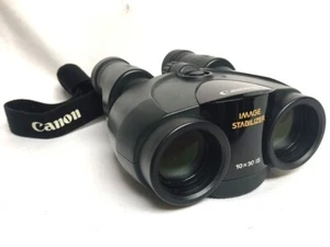 Canon 10x30 IS Image Stabilizer Binoculars Birdwatching Sports Great Condition - Picture 1 of 9