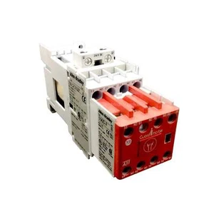 Relé Allen-Bradley Safety Control 24VDC 6NO 2NC Ser A 700S-CF620ZJC - Imagen 1 de 6