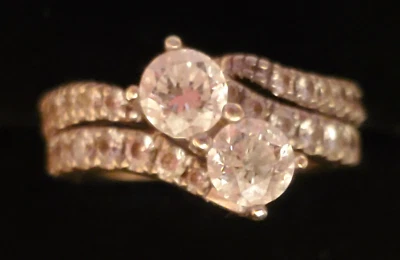 Alianza con dos quilates en diamantes, comprada en Jared Las Vegas Foto 1 de 3