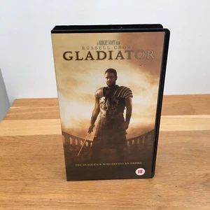 Gladiator ( VHS Tape 2000 ) Ridley Scott - Russell Crowe - Joaquin Phoenix - Picture 1 of 7