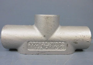 Crouse-Hinds Conduit Body Form 1 1/4" TB-47 NEW - Picture 1 of 6