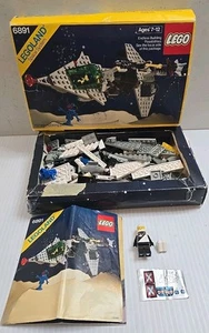 Lego Space System 6891 Gamma V Laser Craft Box & Instructions Near Complete  - Picture 1 of 7