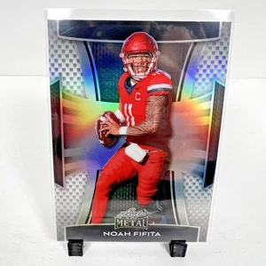 Fútbol americano Leaf Metal 2025 Noah Fifita #136 Silver Prismatic RC/149 Arizona - Imagen 1 de 6