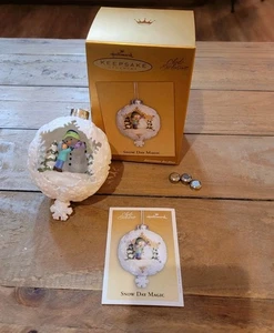 Hallmark Keepsake Ornament Club Exclusive "Snow Day Magic" 2005.  - Bild 1 von 3