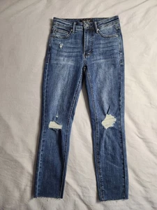 Judy Blue Skinny Fit Jeans Womens Size 3/26 Medium Wash Mid Rise Distressed NEW - Picture 1 of 10