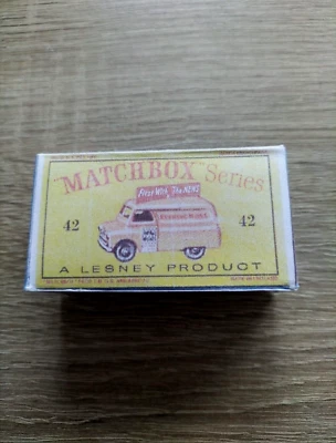 Matchbox Regular Wheels No42 Bedford Evening News  - Replica / Copy Box only - Image 1 of 3