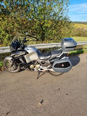 Honda Varadero XL 1000 SD01, EZ.02, Tüv neu, original, Koffer, Bügel, wenig km - Bild 1 von 4