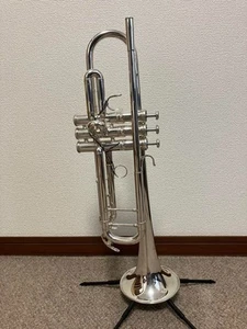Yamaha Trumpet YTR-8335US Xeno Silver Modified product Brass instruments Used - Picture 1 of 10