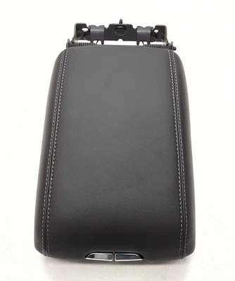 Nuevo OEM Genuino GM Cuero Negro Apoyabrazos Tapa Consola 2012-2016 Cadillac SRX  Foto 1 de 4