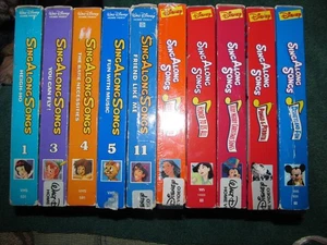 Wonderful Collection of -10- Vintage Disney Sing Along Songs VHS Tapes-VG+ ! - Foto 1 di 2