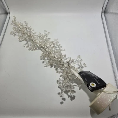 28" NWT Robert Stanley White Christmas Light Up Tree Icicles 5"x5"x28" Sparkle - Image 1 of 4