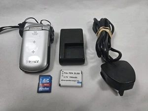 Sanyo Digital Handheld Camcorder Xacti VPC-CG20 10.0MP Silver Camera 16GB SD - Picture 1 of 7